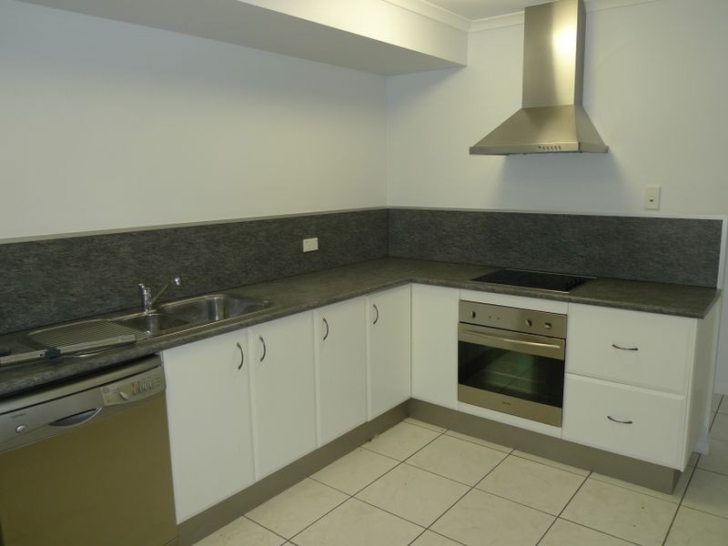 10 Fronds on Nautilus, Port Douglas QLD 4877