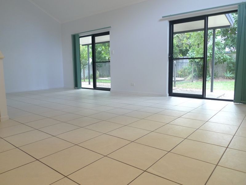 10 Fronds on Nautilus, Port Douglas QLD 4877