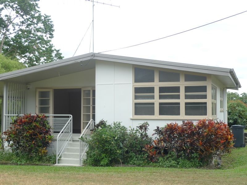 3 Pringle Street, Mossman QLD 4873