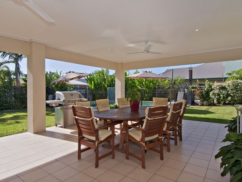 3 Sunbird Close, Port Douglas QLD 4877