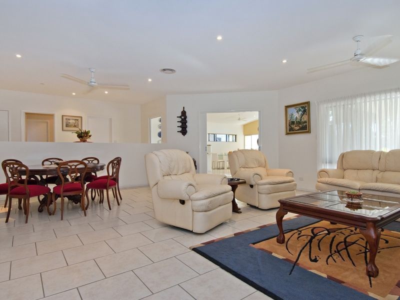 3 Sunbird Close, Port Douglas QLD 4877