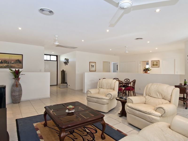 3 Sunbird Close, Port Douglas QLD 4877