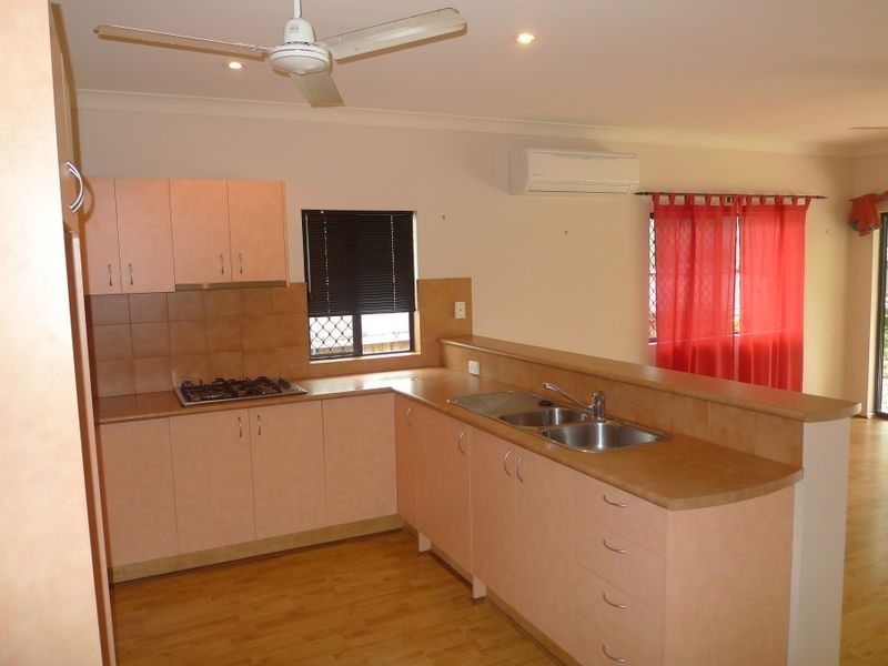 9 Lorikeet Close, Port Douglas QLD 4877