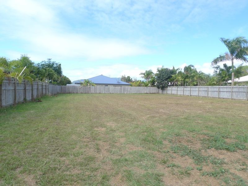 4 Sunbird Close, Port Douglas QLD 4877