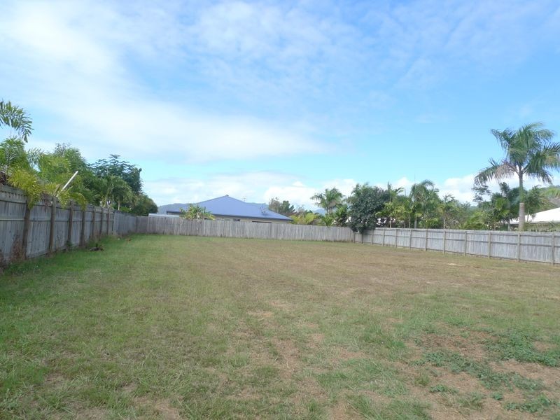 4 Sunbird Close, Port Douglas QLD 4877