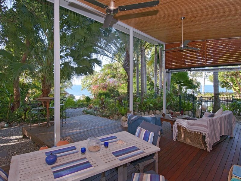 14 Toll Gate Road Oak Beach, Port Douglas QLD 4877