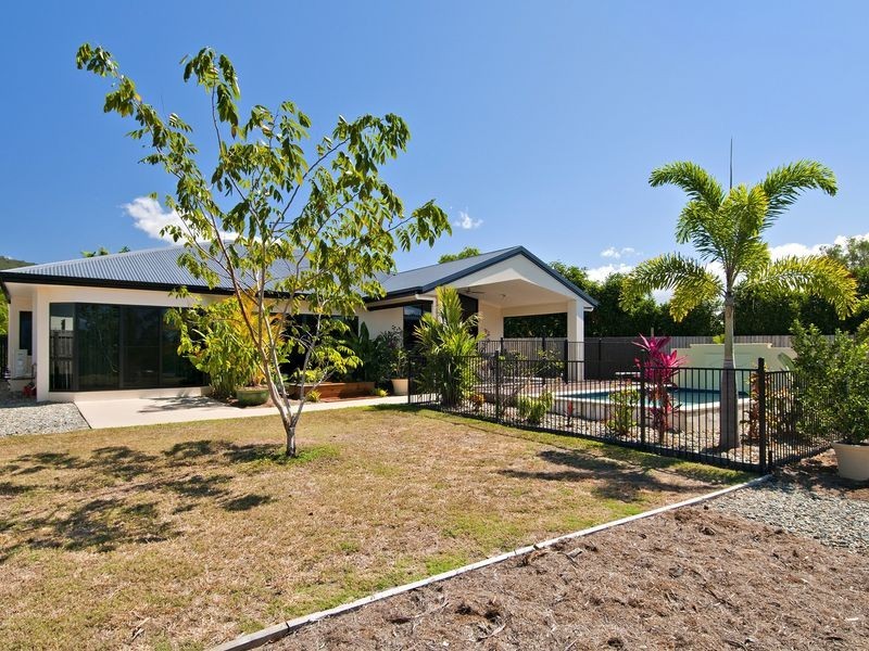 61 Endeavour Street, Port Douglas QLD 4877