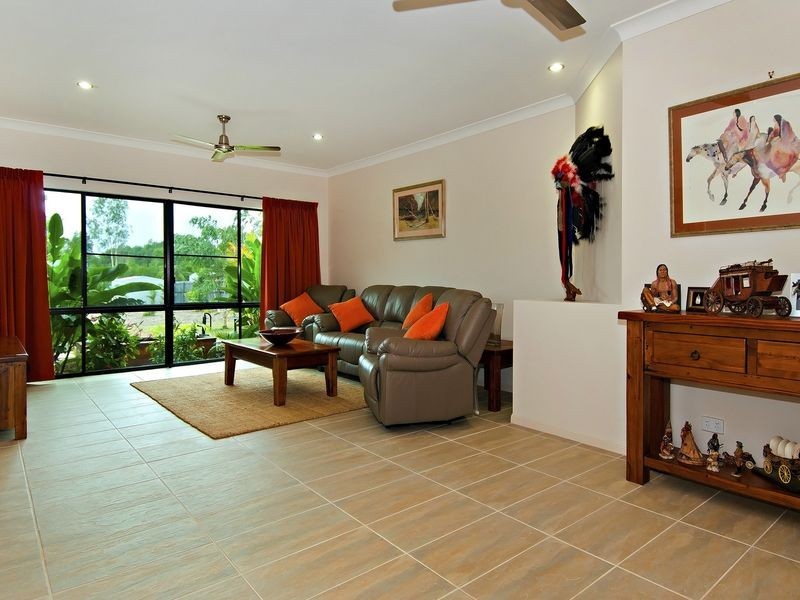 61 Endeavour Street, Port Douglas QLD 4877