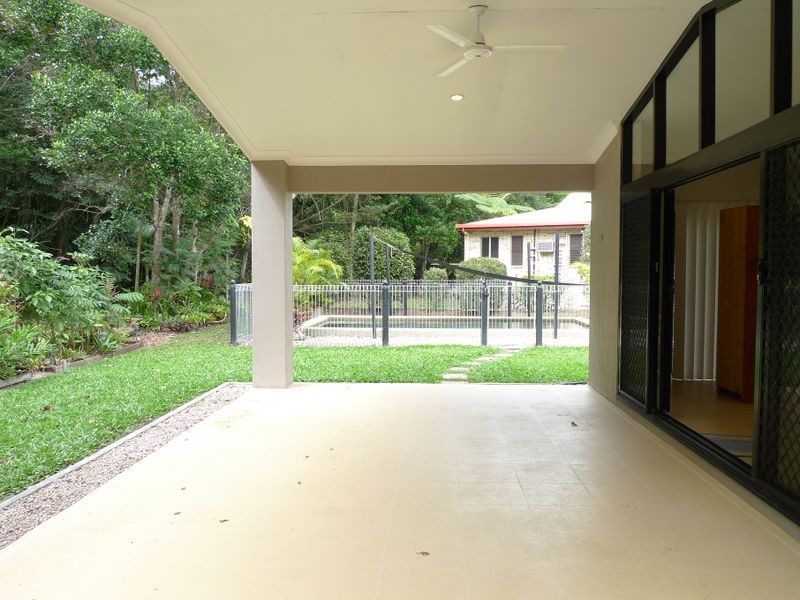6 White Oak Avenue, Mossman QLD 4873