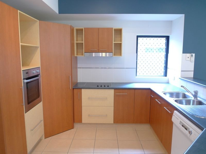 6 White Oak Avenue, Mossman QLD 4873