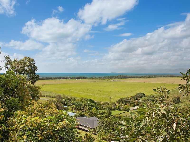 6 Hibiscus Court, Rocky Point QLD 4873