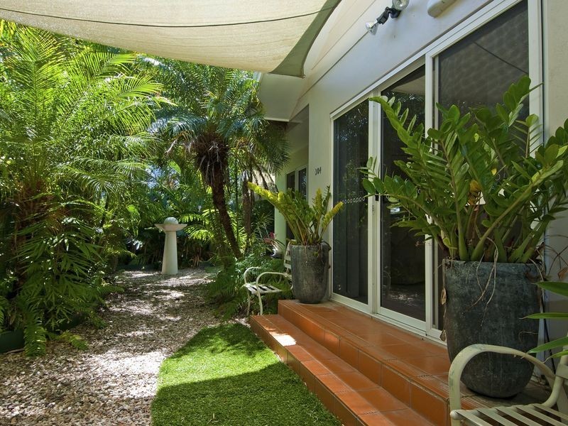 1 Seabrook Avenue, Port Douglas QLD 4877