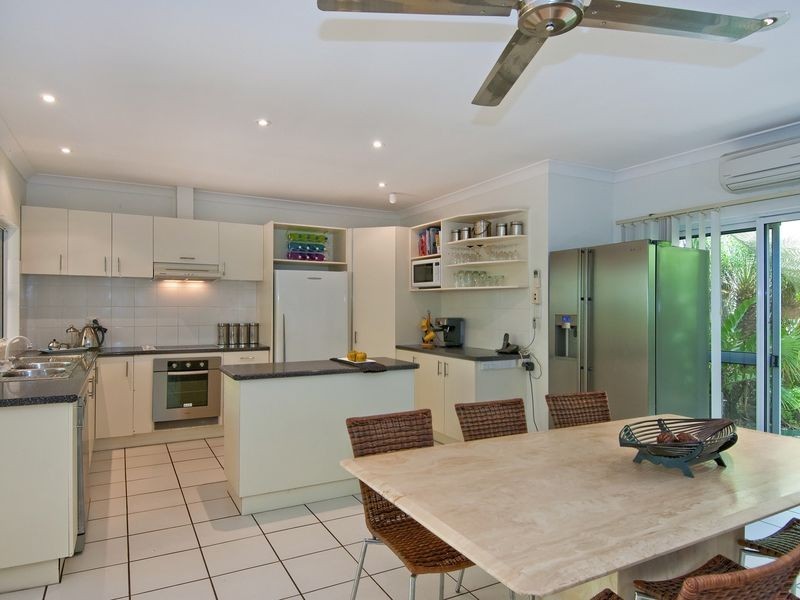 1 Seabrook Avenue, Port Douglas QLD 4877