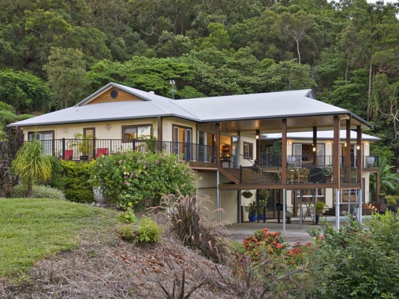 2 Seaview Court, Cape Tribulation QLD 4873