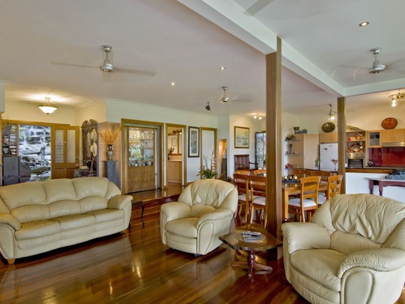 2 Seaview Court, Cape Tribulation QLD 4873