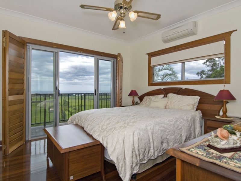 2 Seaview Court, Cape Tribulation QLD 4873