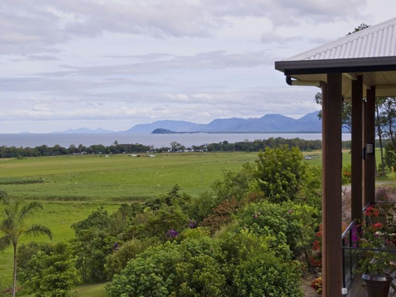 2 Seaview Court, Cape Tribulation QLD 4873