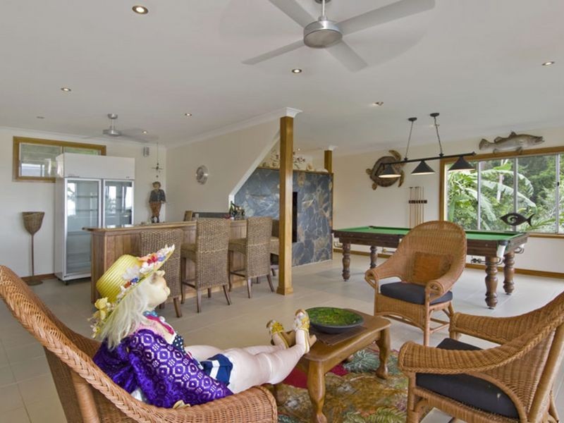 2 Seaview Court, Cape Tribulation QLD 4873