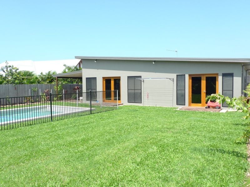 3 Sandpiper Street, Port Douglas QLD 4877