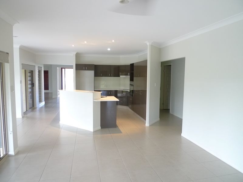 29 Ulysses Avenue, Port Douglas QLD 4877