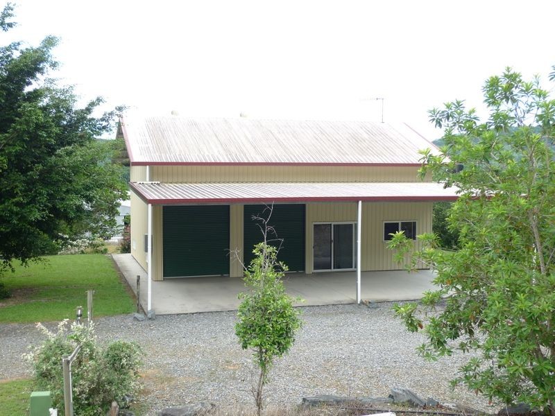 22 Theresa Drive, Mossman QLD 4873