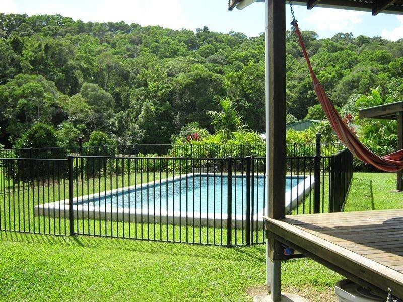 18 Kingfisher Lane, Whyanbeel QLD 4873