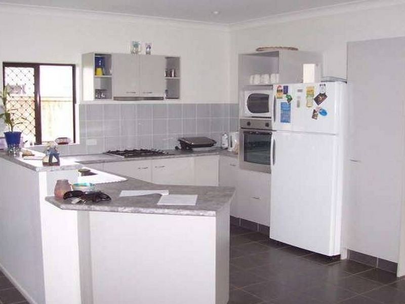 2 Harper Street, Mossman QLD 4873