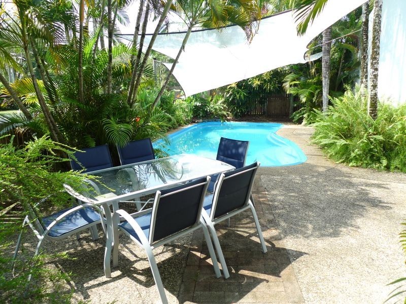 2/15 Craven Close, Port Douglas QLD 4877
