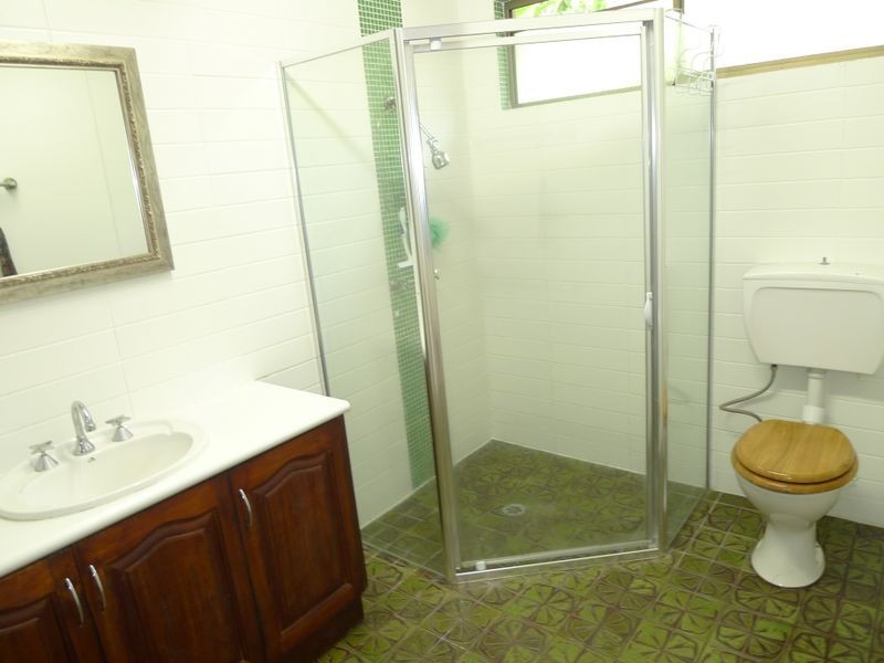 15 Wattle Street, Mossman QLD 4873