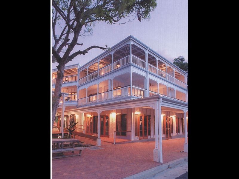 217 Mantra Lot 20 Macrossan St, Port Douglas QLD 4877