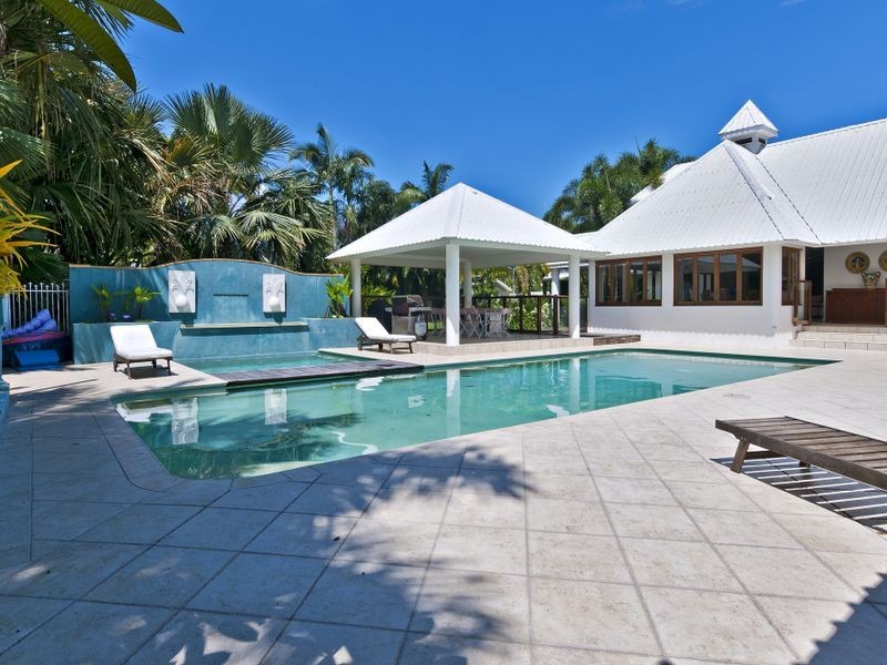 110 St Crispins Avenue, Port Douglas QLD 4877