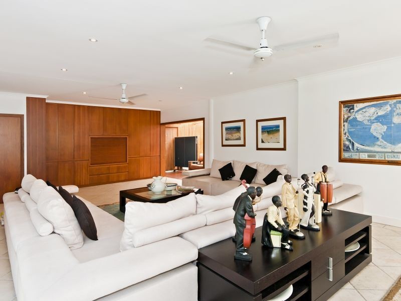 110 St Crispins Avenue, Port Douglas QLD 4877