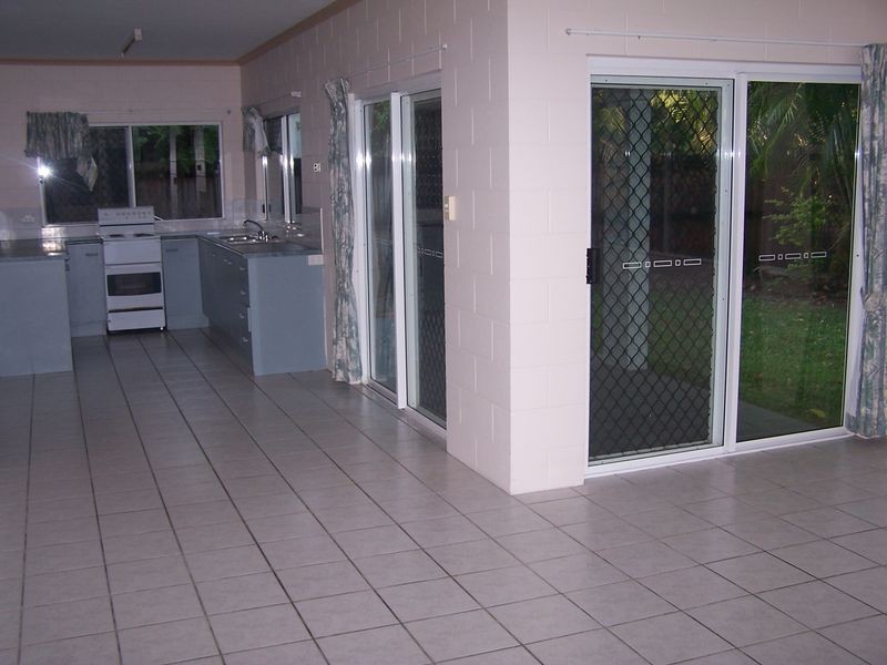 2/41 Pecten Avenue, Port Douglas QLD 4877
