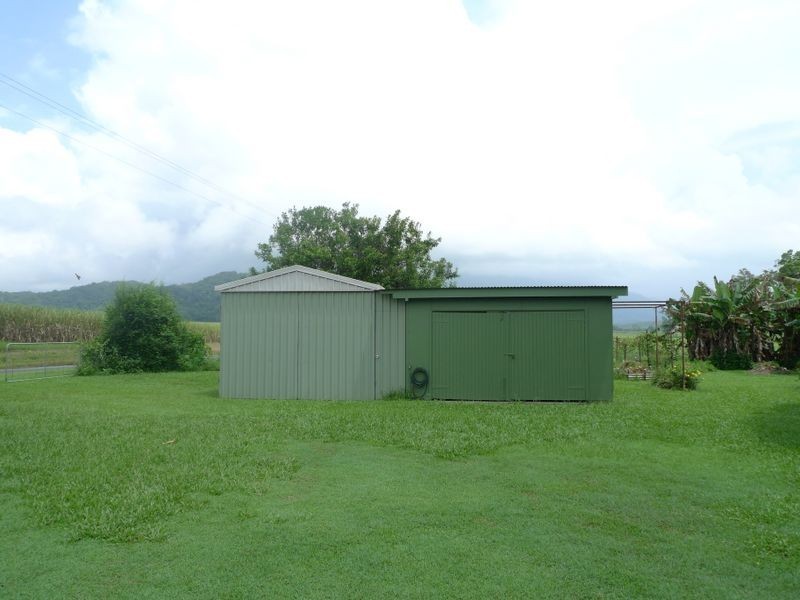 1 Miallo Road, Miallo QLD 4873