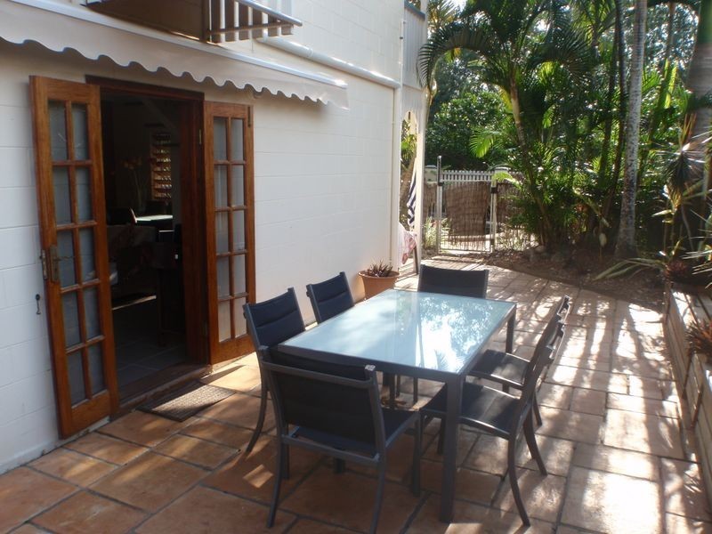 7 Somers – 32 Mudlo Street, Port Douglas QLD 4877