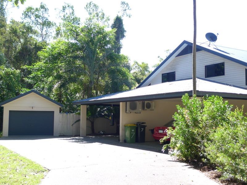 8 Fronds on Nautilus, Port Douglas QLD 4877