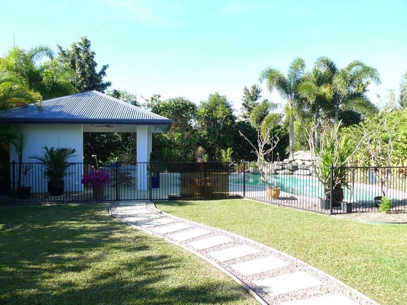 19 Ulysses Avenue, Port Douglas QLD 4877