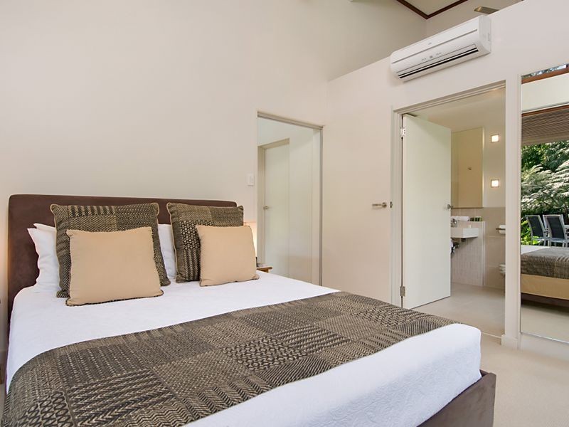 Port Douglas QLD 4877