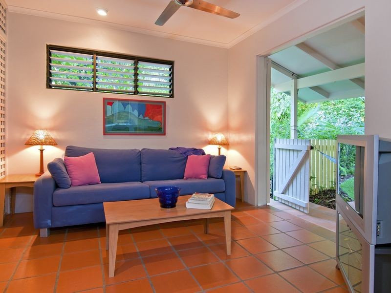 19 Coral Drive, Port Douglas QLD 4877