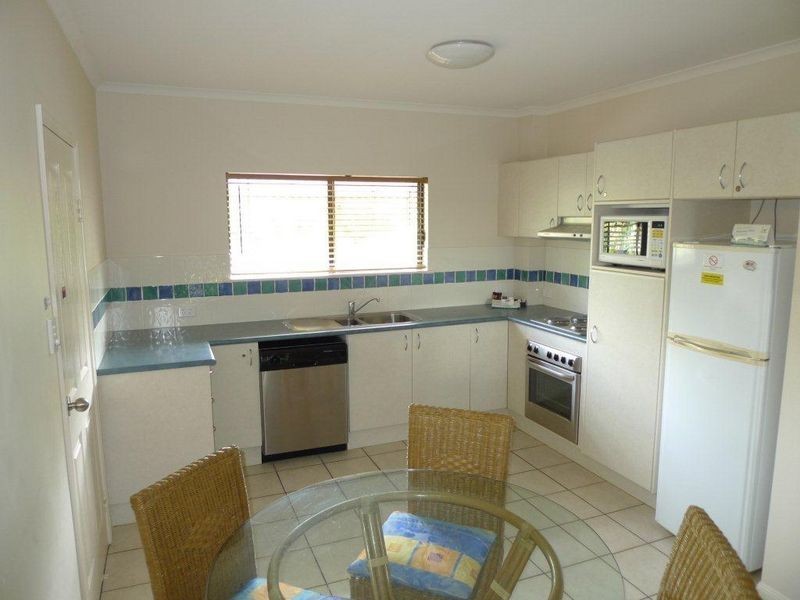 Villa/17 Bay Villas 51 Davidson Street, Port Douglas QLD 4877