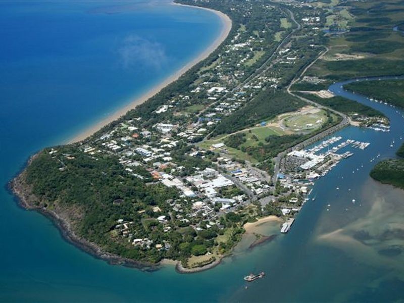 35 Ulysses Avenue, Port Douglas QLD 4877