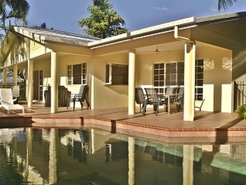 20 Seabrook Avenue, Port Douglas QLD 4877