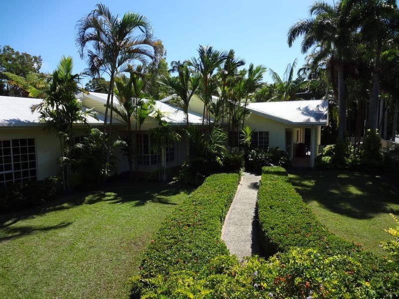 20 Seabrook Avenue, Port Douglas QLD 4877