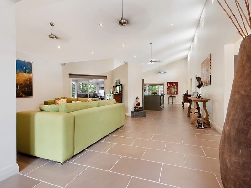 9 Langley Road, Port Douglas QLD 4877