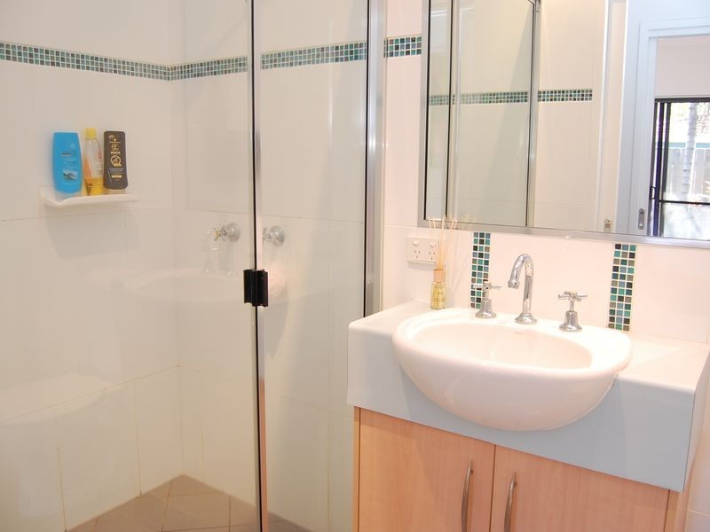 Villa/2 Aquarius 125 Davidson Street, Port Douglas QLD 4877