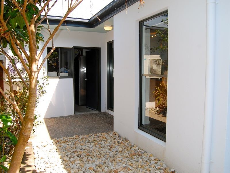 Villa/2 Aquarius 125 Davidson Street, Port Douglas QLD 4877