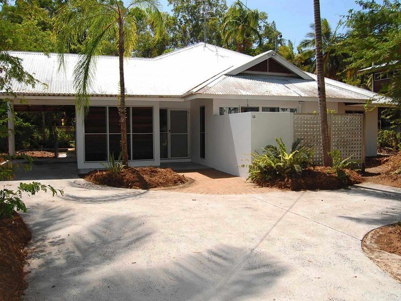 12 Sorrento Crescent, Port Douglas QLD 4877