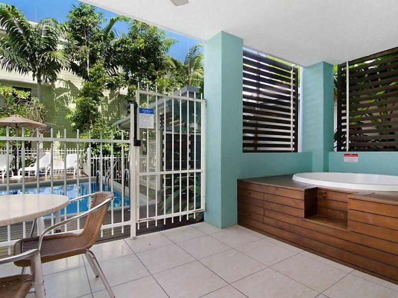 7/3 Aqueous Davidson Street, Port Douglas QLD 4877