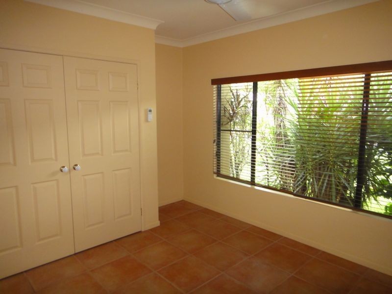 9 Birdwing Street, Port Douglas QLD 4877