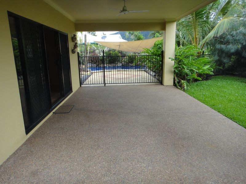 9 Birdwing Street, Port Douglas QLD 4877